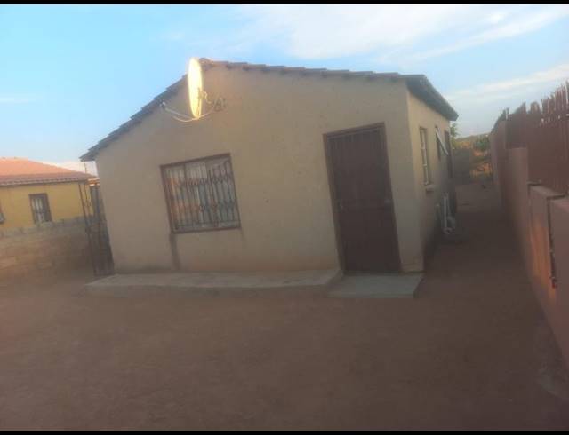 2 BEDROOM HOUSE FOR SALE IN SOSHANGUVE P